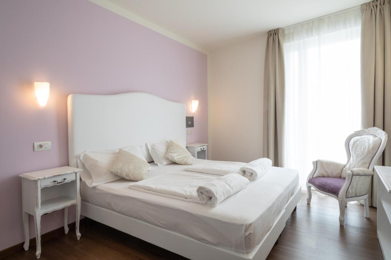 Hotel Speranza Bardolino Bagian luar foto