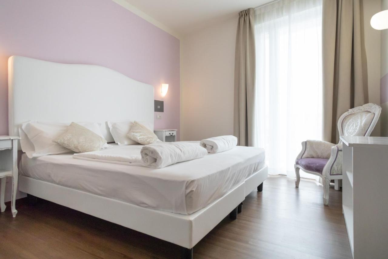 Hotel Speranza Bardolino Bagian luar foto