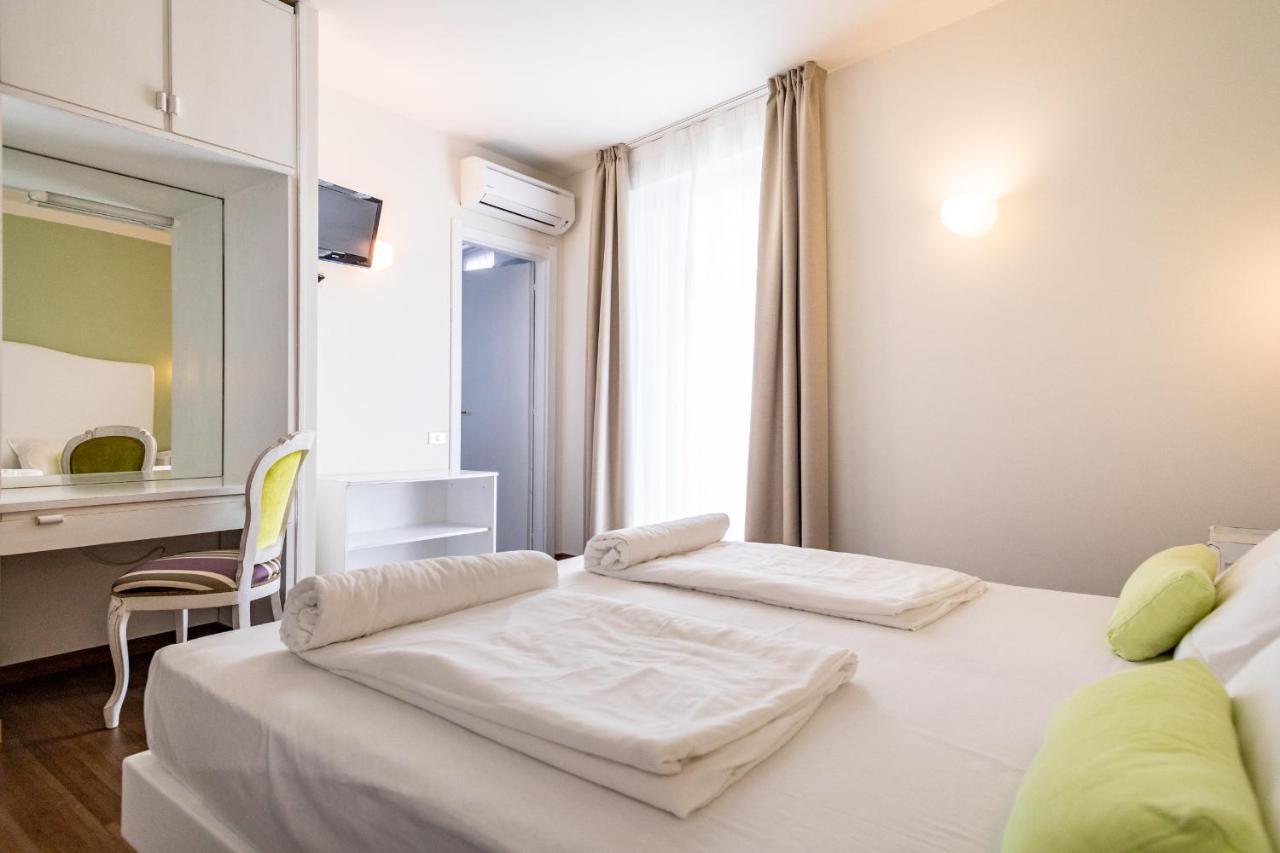 Hotel Speranza Bardolino Bagian luar foto