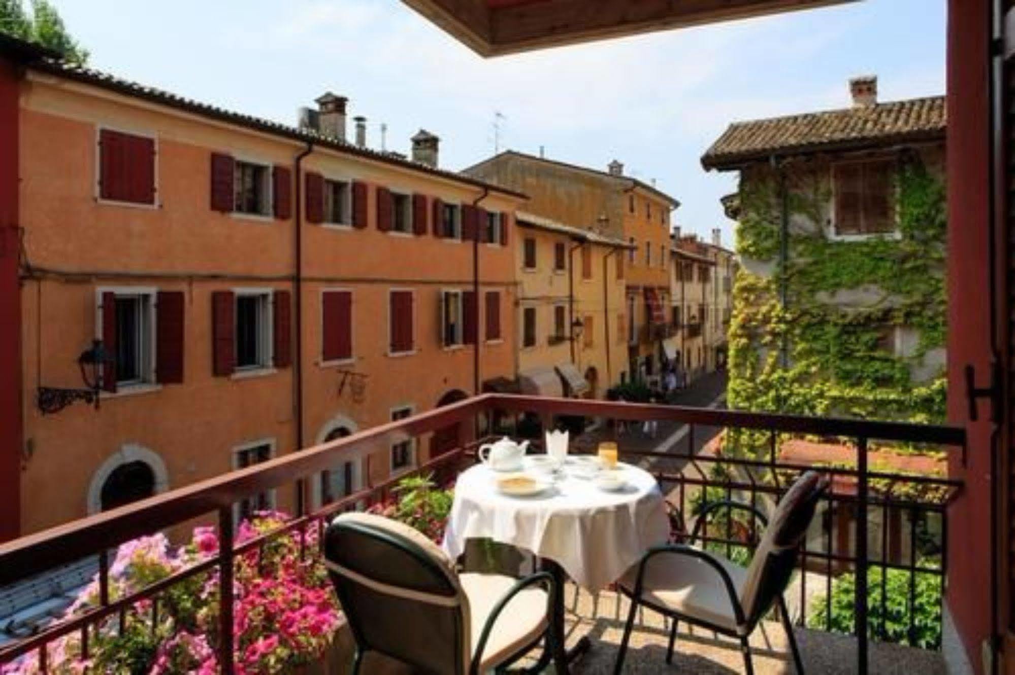Hotel Speranza Bardolino Bagian luar foto